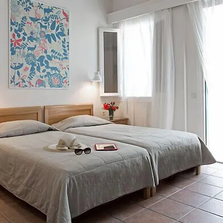 Rose Bay 4*