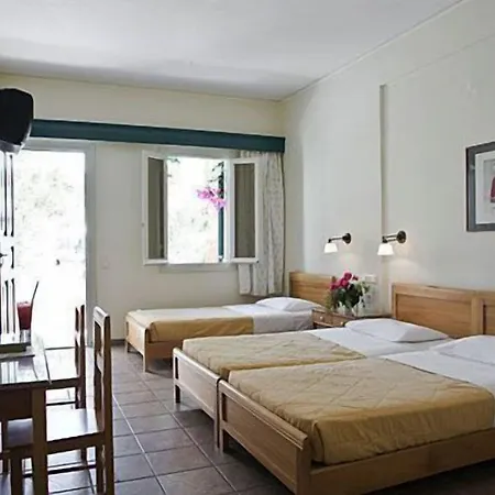 Otel Rose Bay 4*