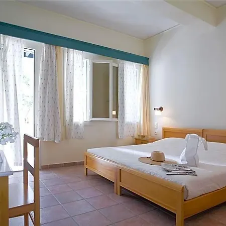 Rose Bay 4*