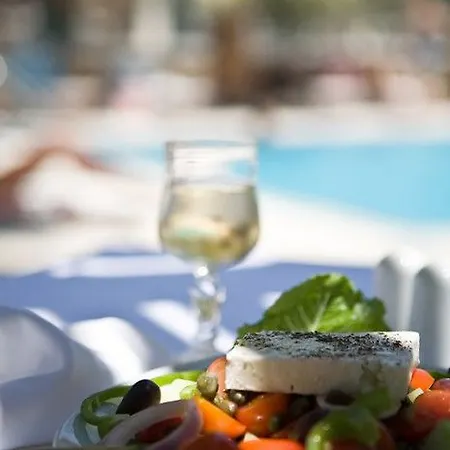 Hotel Rose Bay Kamári