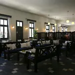 روز باي Kamári
