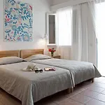 Rose Bay 4*