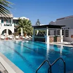 روز باي فندق 4*