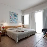 Rose Bay 4*