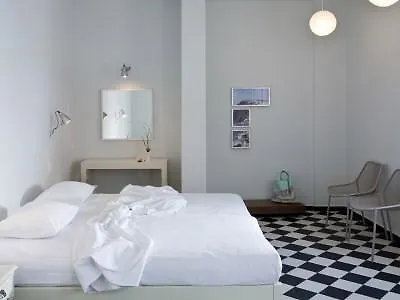 Rose Bay 4*