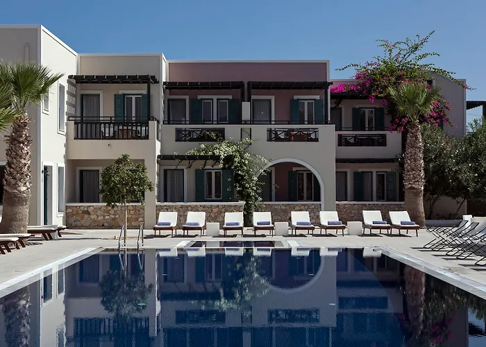 מלון Rose Bay 4*