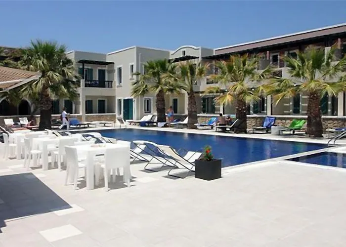 Rose Bay מלון 4*