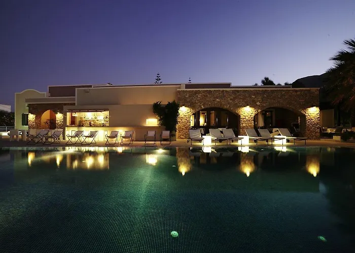 מלון Rose Bay 4*